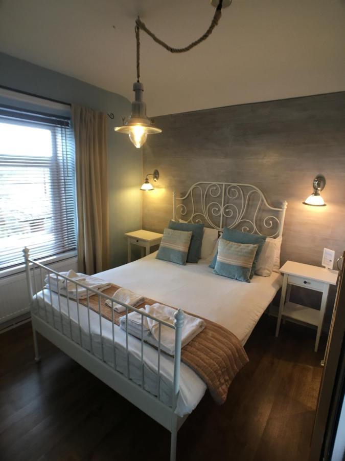 Ty Rosa Rooms Cardiff Zewnętrze zdjęcie