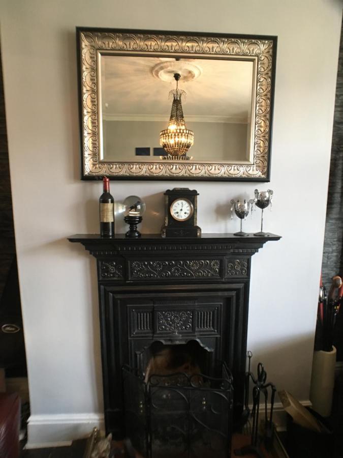 Ty Rosa Rooms Cardiff Zewnętrze zdjęcie
